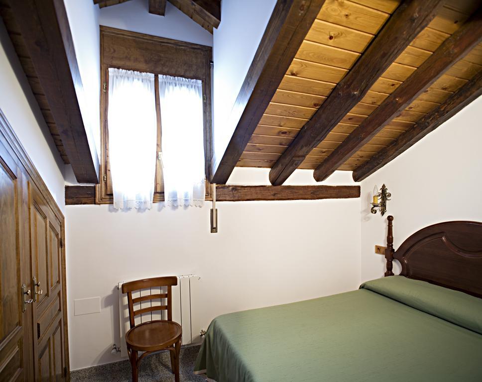 Apartamentos Casa Buisan Broto Værelse billede